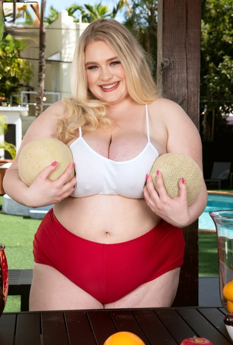 thick pale blonde pretty image