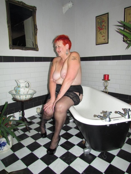 short hair mature tub es hot xxx galleries