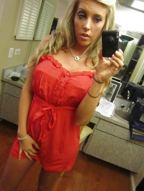 horny blonde revenge pretty photos