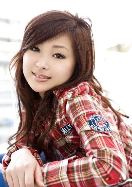 Suzuka Ishikawa nudes model gallery