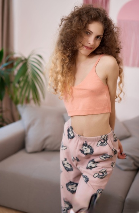 curly hair nerd free nude photos