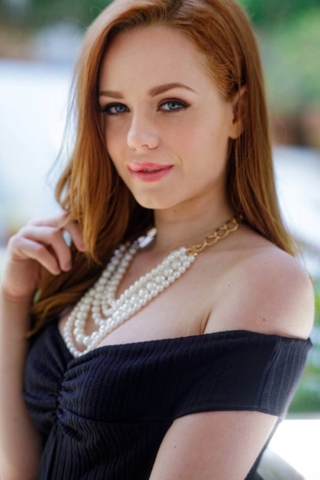 Ella Hughes perfect pornstar image