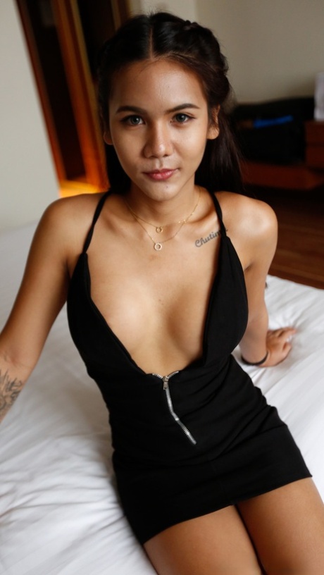 Tess Lyndon top model image